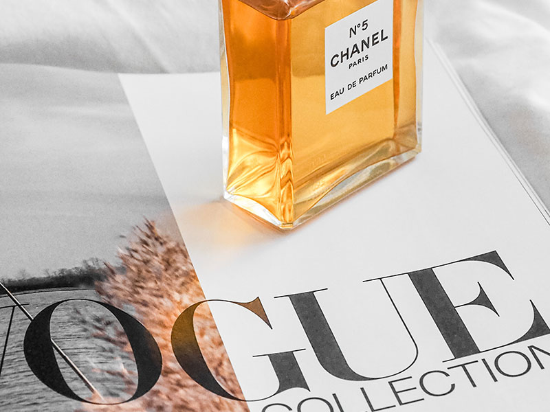 Perfume and Magazine Perfume And Magazine